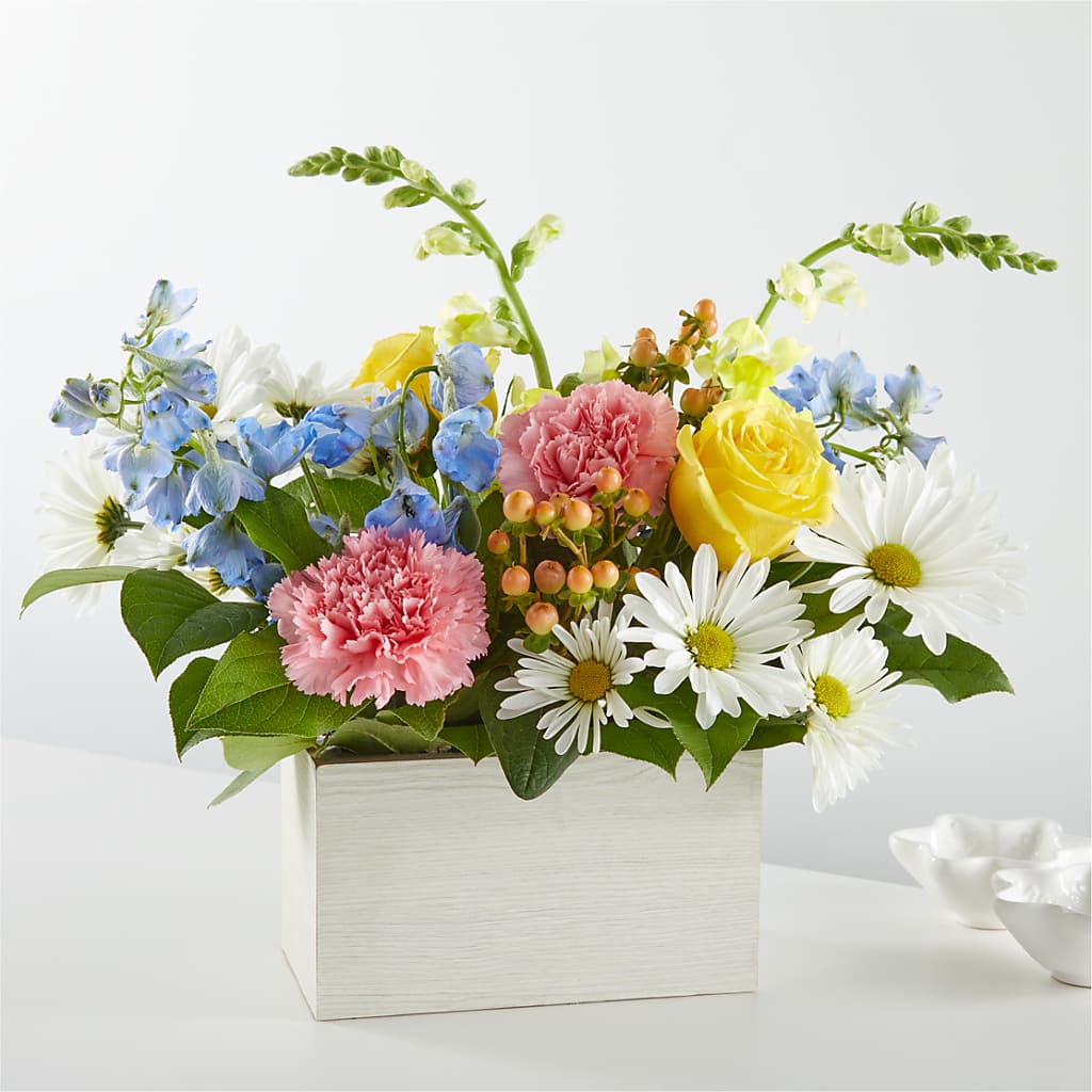 Sun Salutation Box Bouquet – Edith Vl, Minneapolis MN