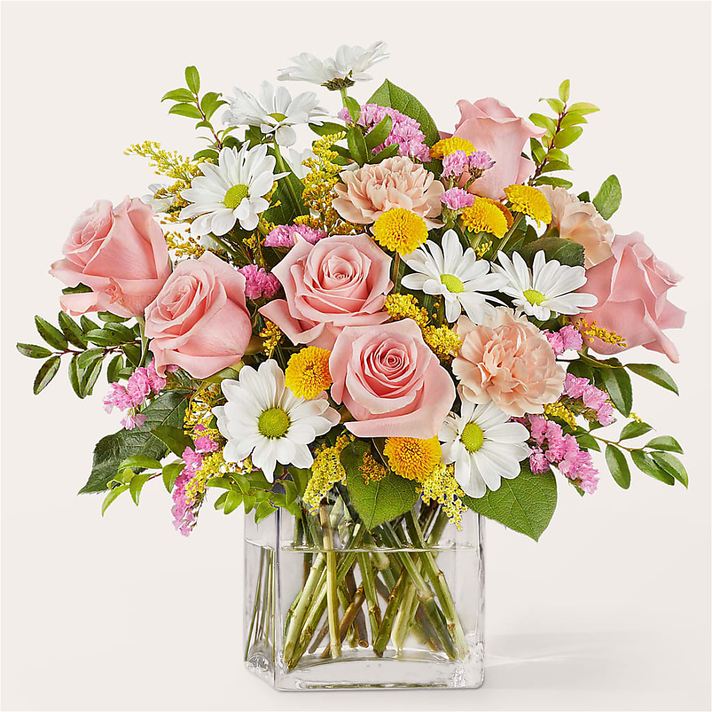 Country Cottage Bouquet – Edith Vl, Minneapolis MN