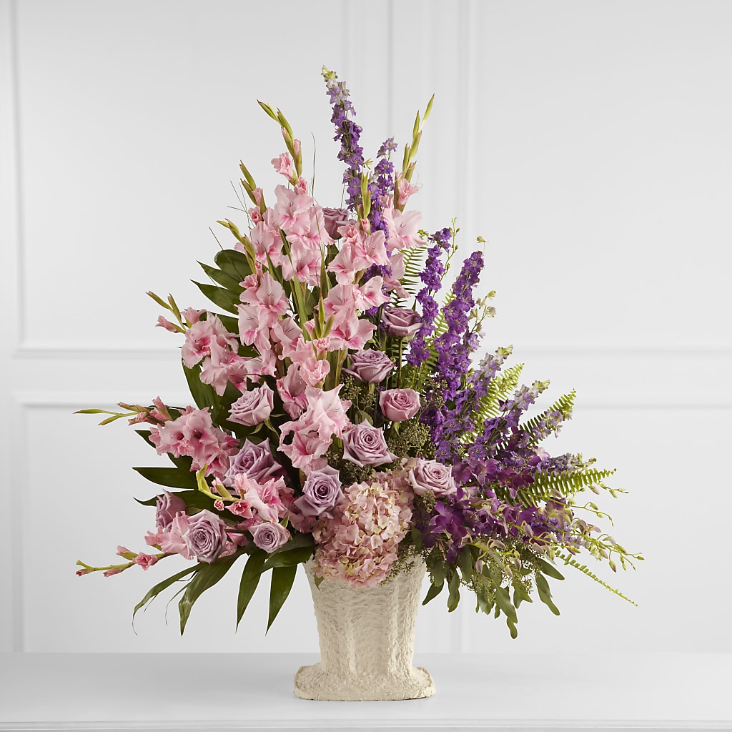 Flowing Garden Arrangement – Edith Vl, Minneapolis MN