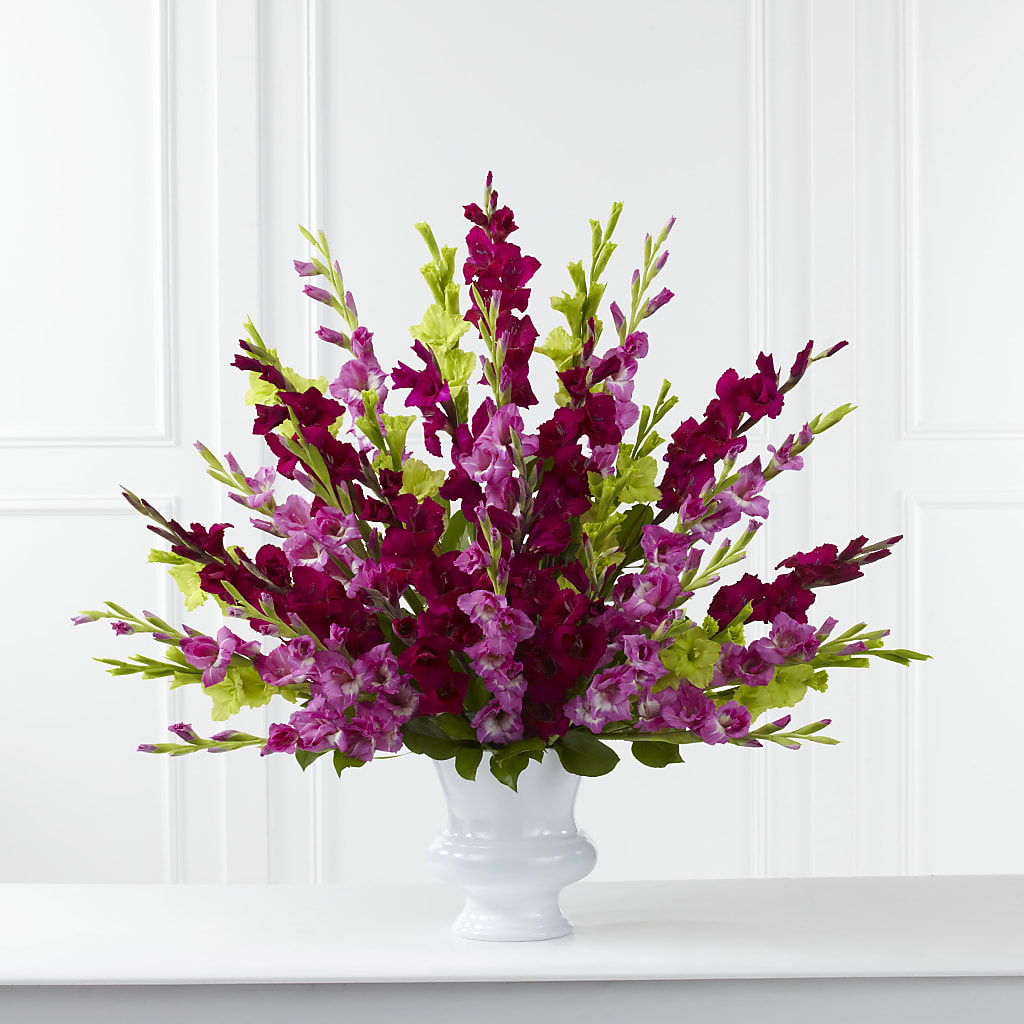 Solemn Offering Arrangement – Edith Vl, Minneapolis MN