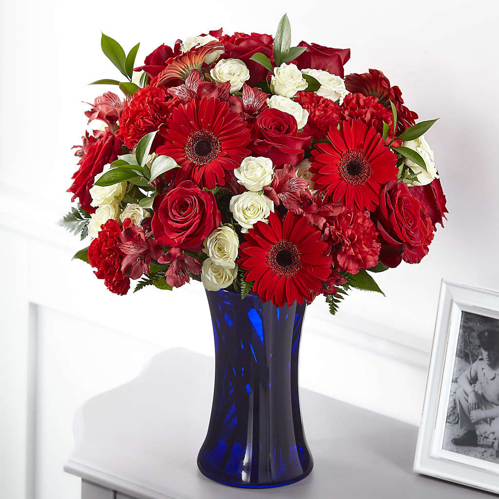 Hearts Embrace Bouquet – Edith Vl, Minneapolis MN