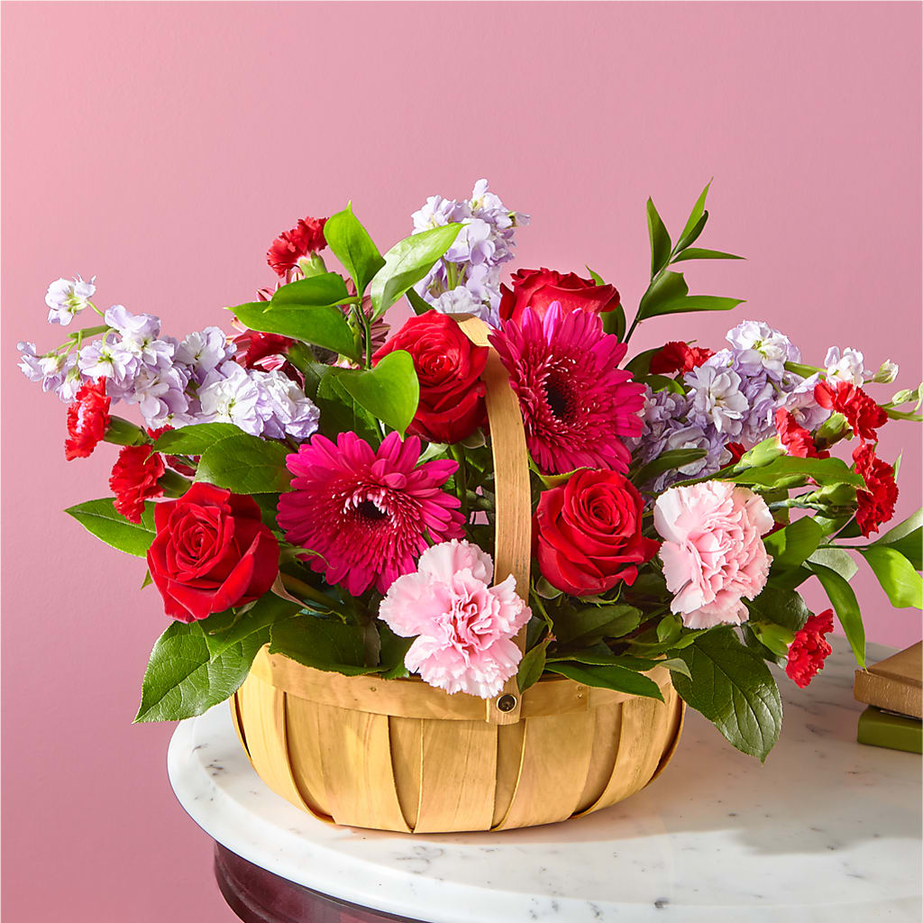 Pink Picnic Basket – Edith Vl, Minneapolis MN