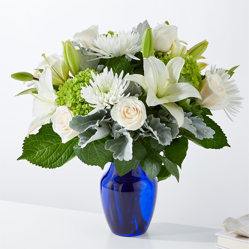 Snowy Dreams Bouquet – Edith Vl, Minneapolis MN