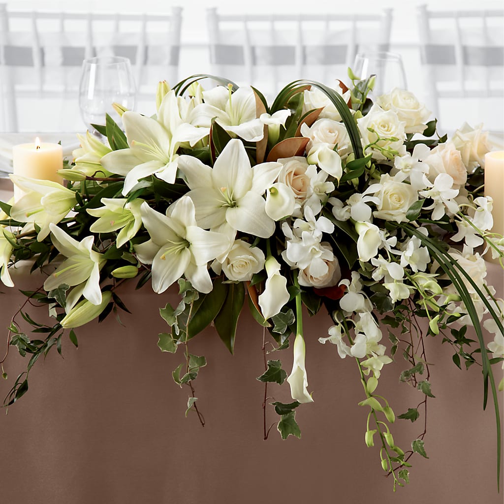 White Linen Arrangement – Edith Vl, Minneapolis MN