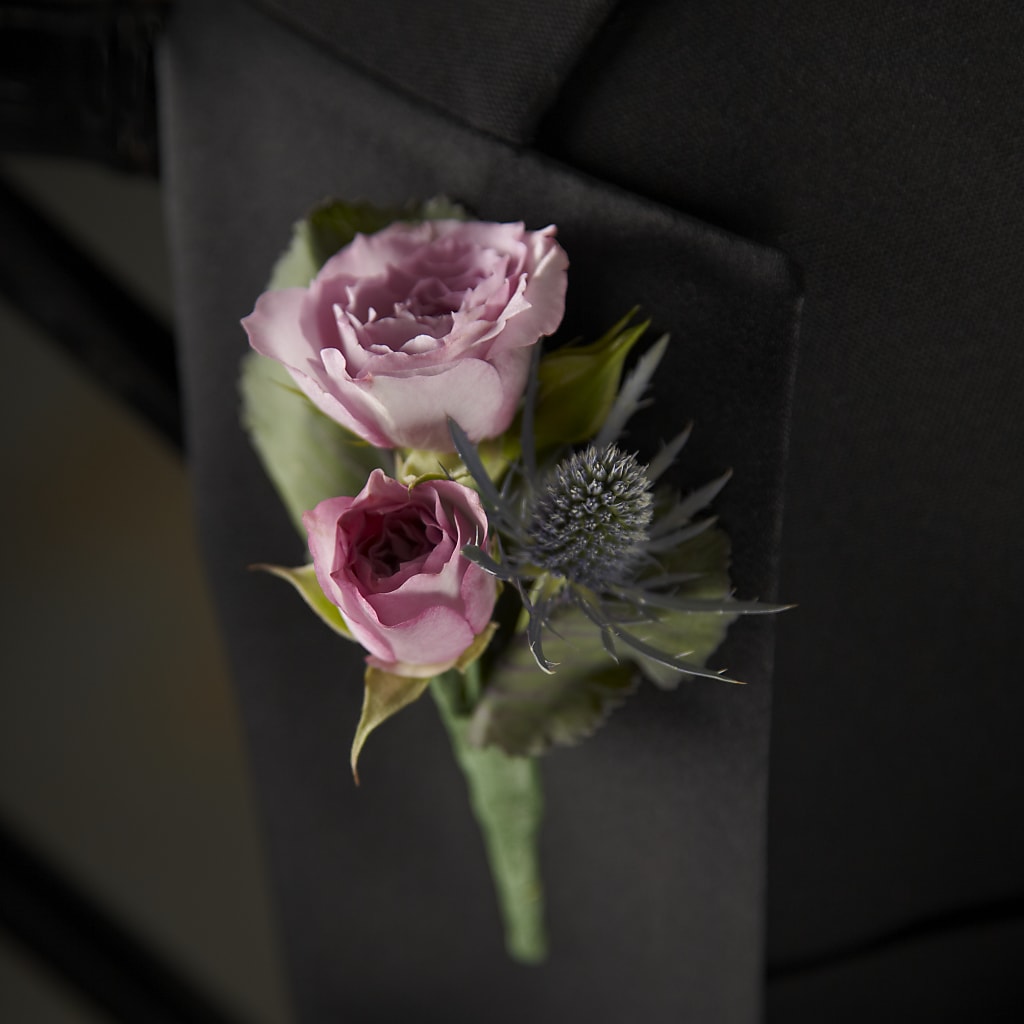Veronica Boutonniere – Edith Vl, Minneapolis MN