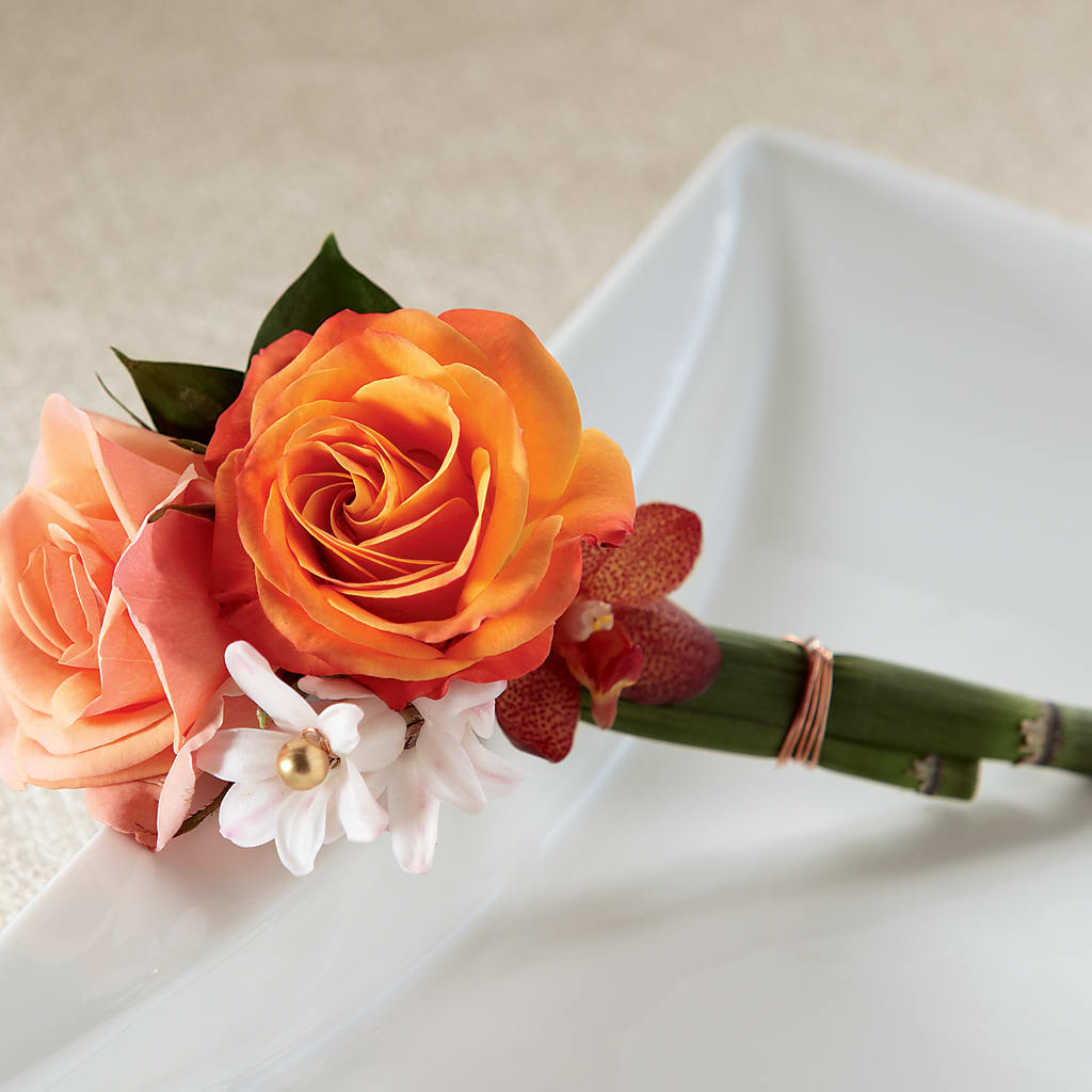 Sunset Dream Boutonniere – Edith Vl, Minneapolis MN