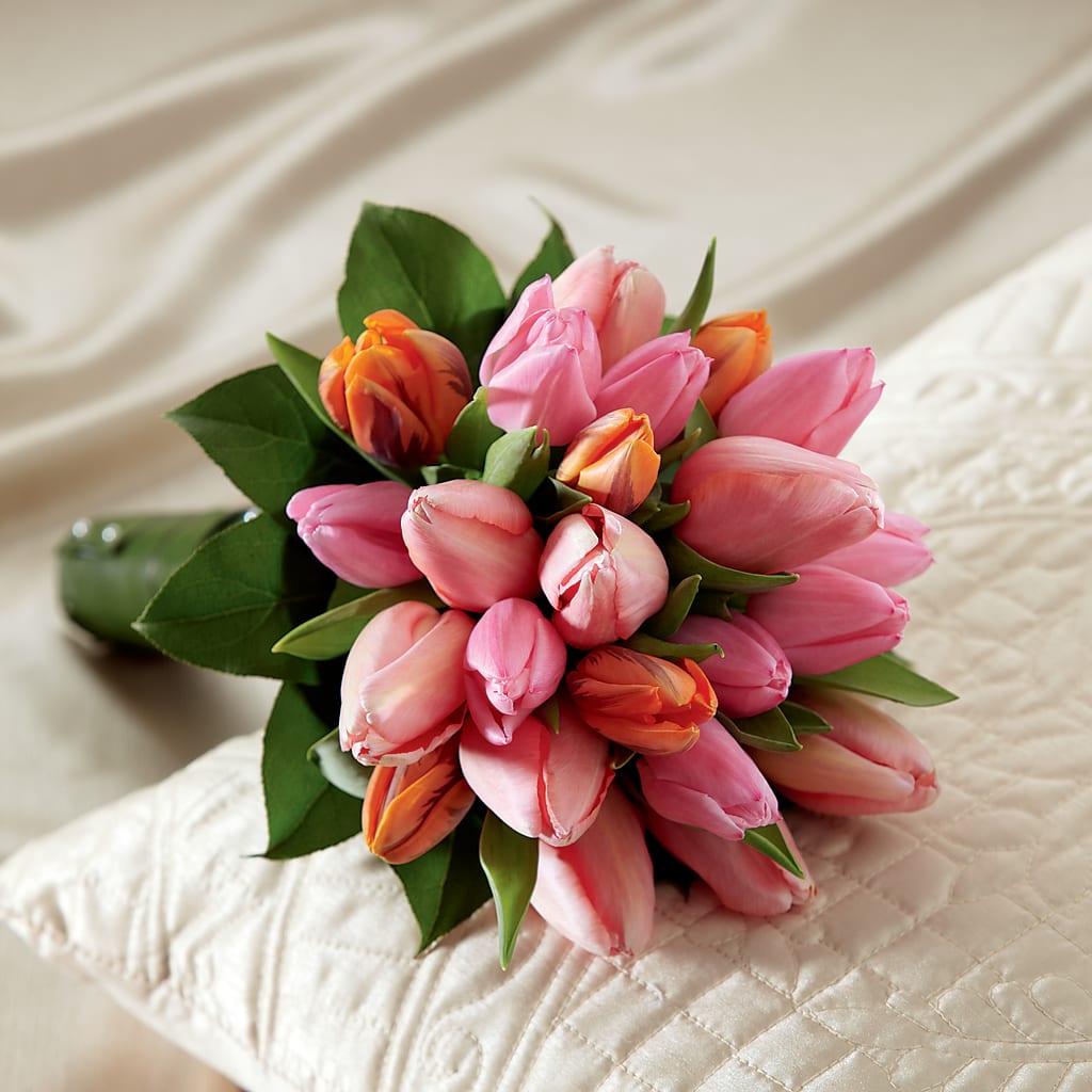 Embraceable Bouquet – Edith Vl, Minneapolis MN