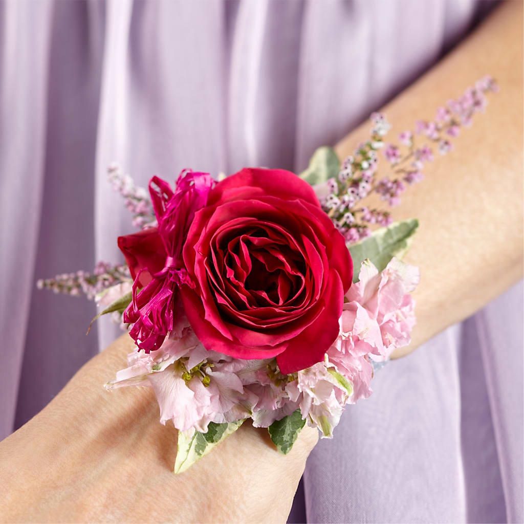 Rose Charm Corsage – Edith Vl, Minneapolis MN