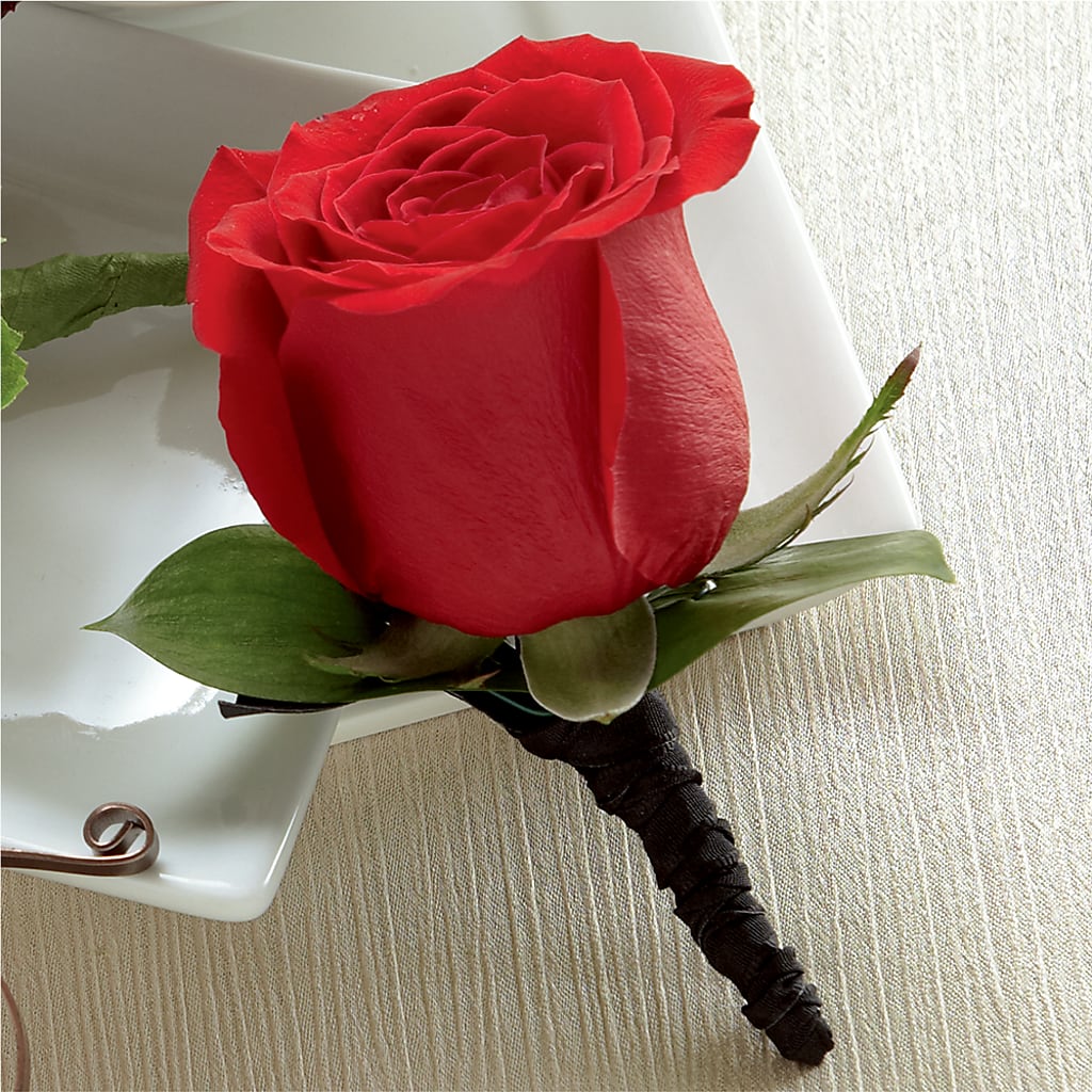 Red Rose Boutonniere – Edith Vl, Minneapolis MN