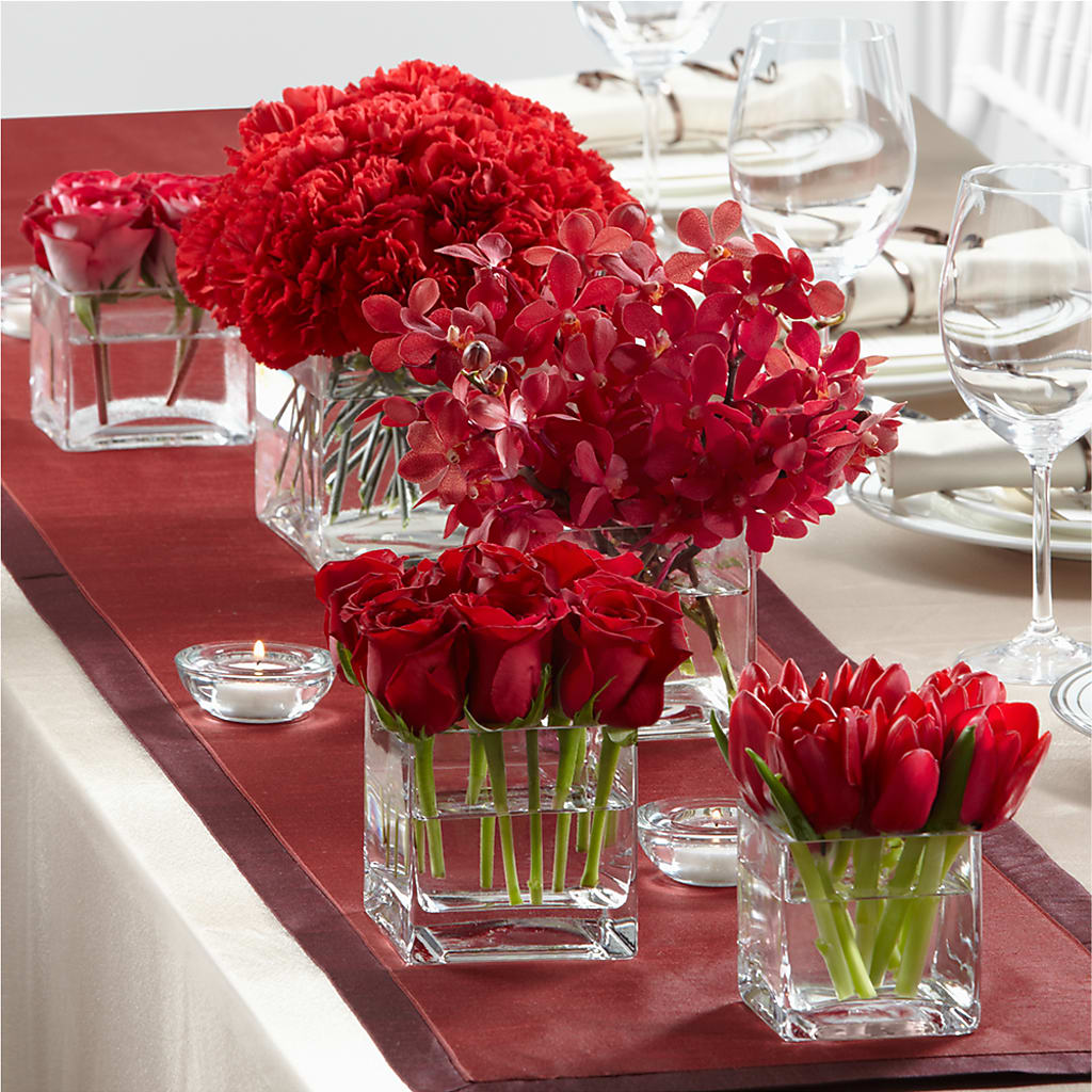 Modern Grace Centerpiece – Edith Vl, Minneapolis MN